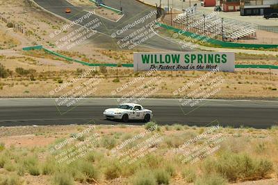 media/May-31-2025-CalClub SCCA (Sat) [[2c1a04e1ee]]/Qualifying/Group 5/Turn 4/